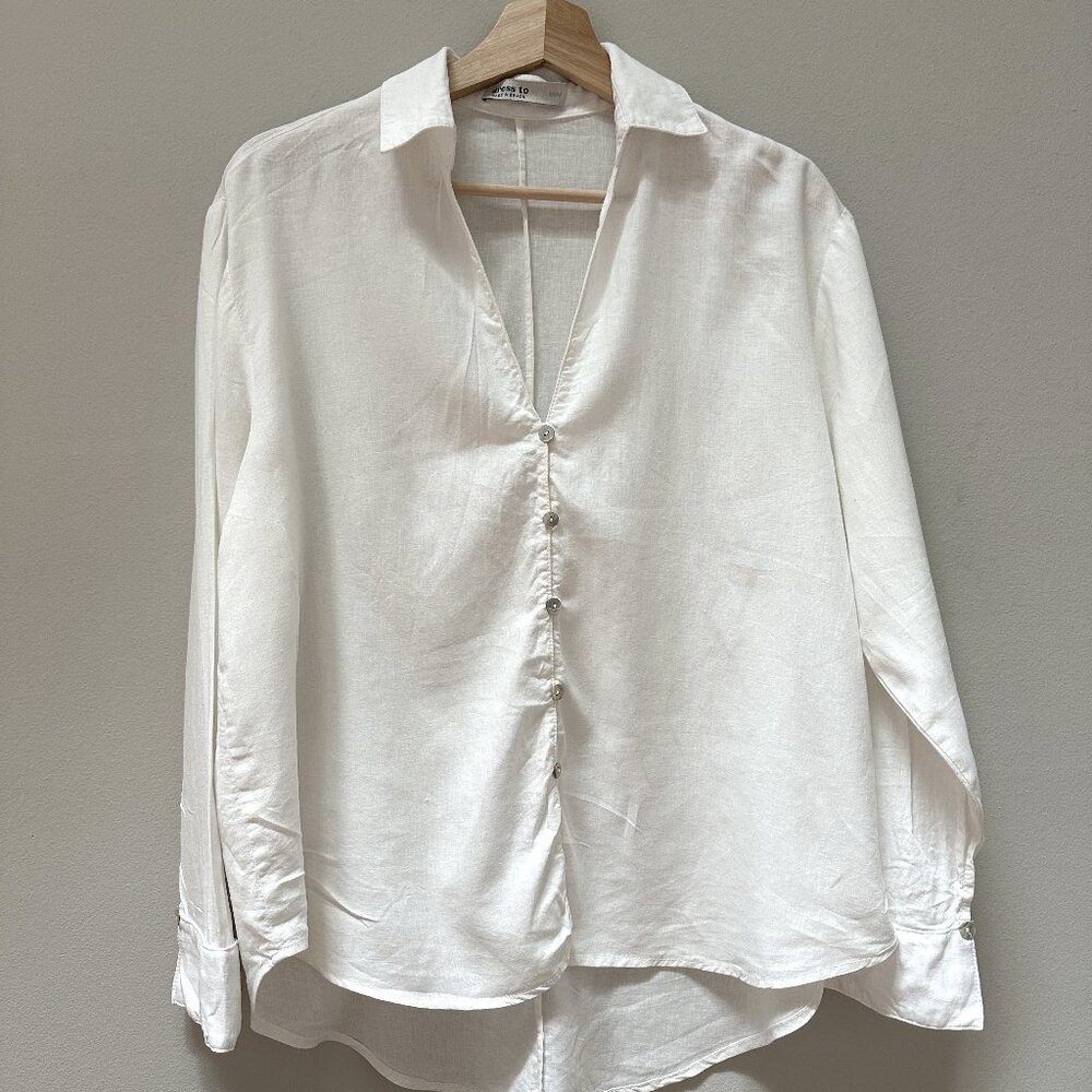 Off-White Linen Shirt by Dress To